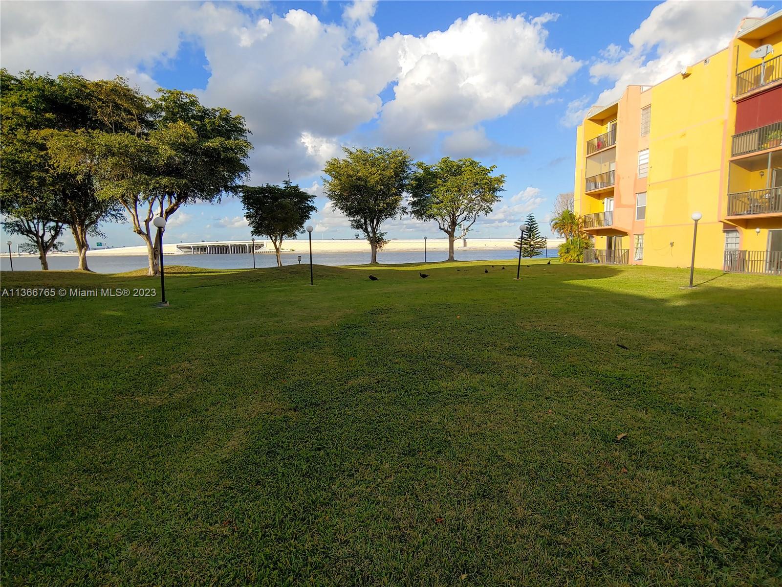 SUNSET VILLAS NO 3 CONDO - Residential Lease