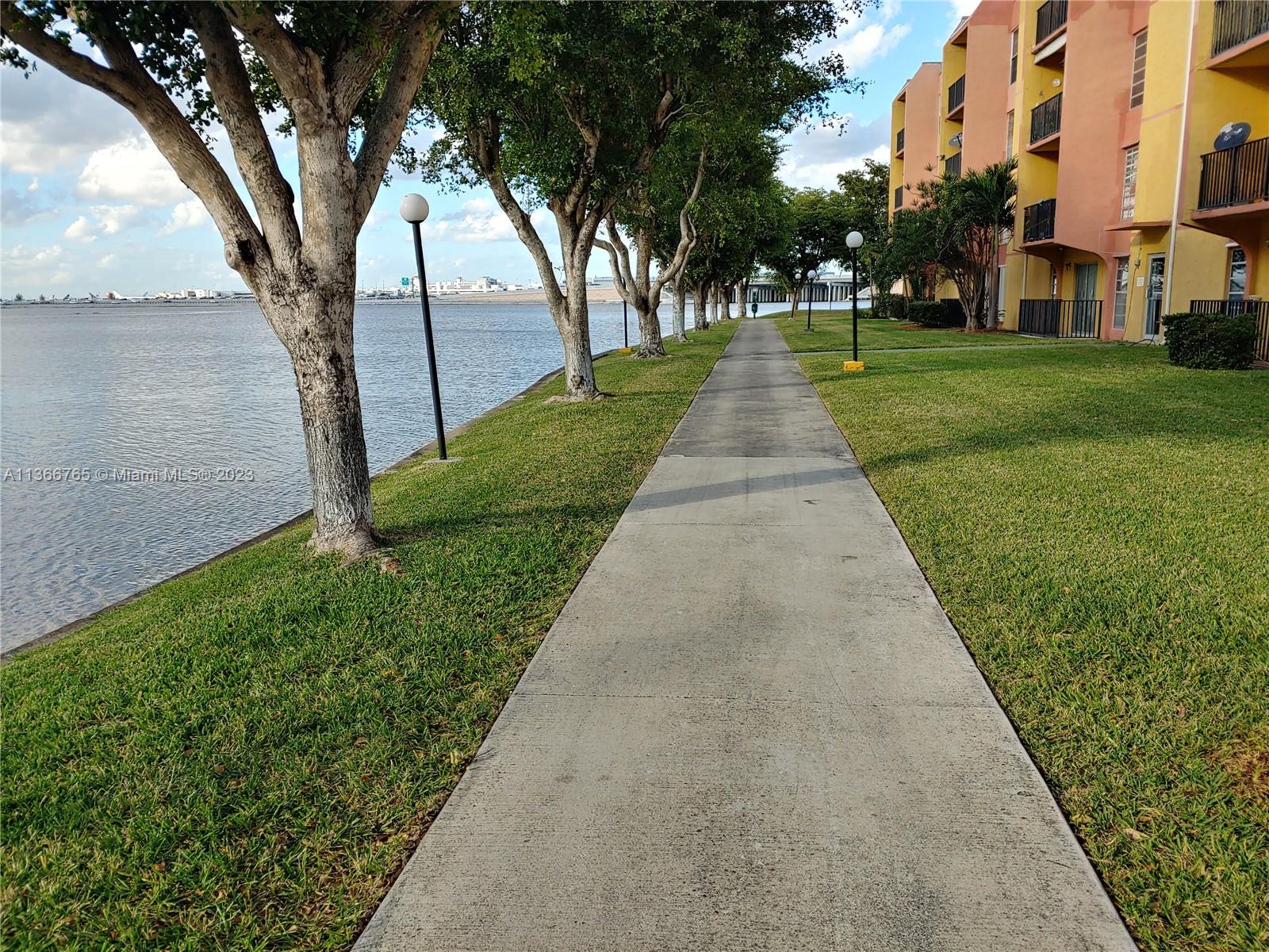 SUNSET VILLAS NO 3 CONDO - Residential Lease