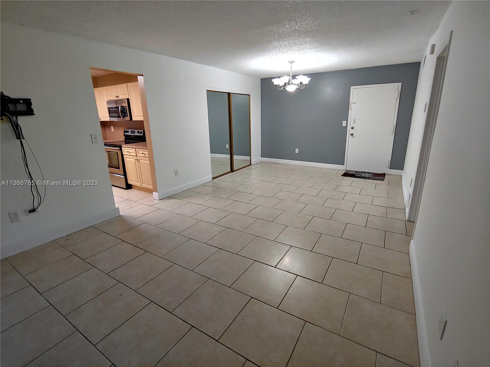 SUNSET VILLAS NO 3 CONDO - Residential Lease