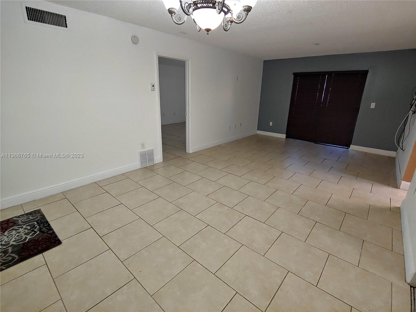 SUNSET VILLAS NO 3 CONDO - Residential Lease