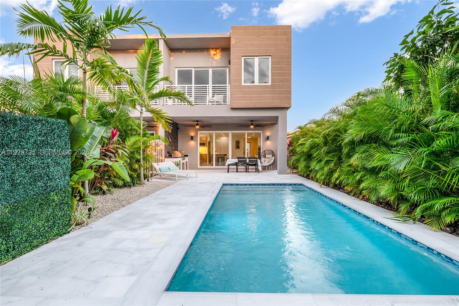 CORAL PLACE REV - Residential