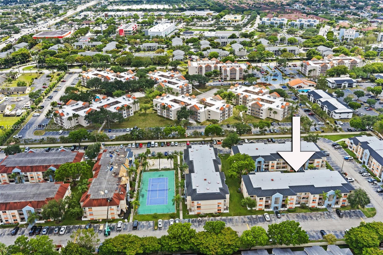 VILLA RUSTICA I CONDO - Residential