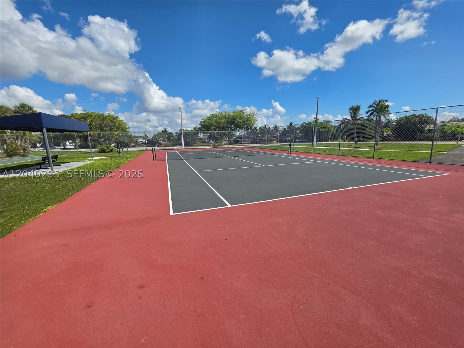 University Lakes - Residential