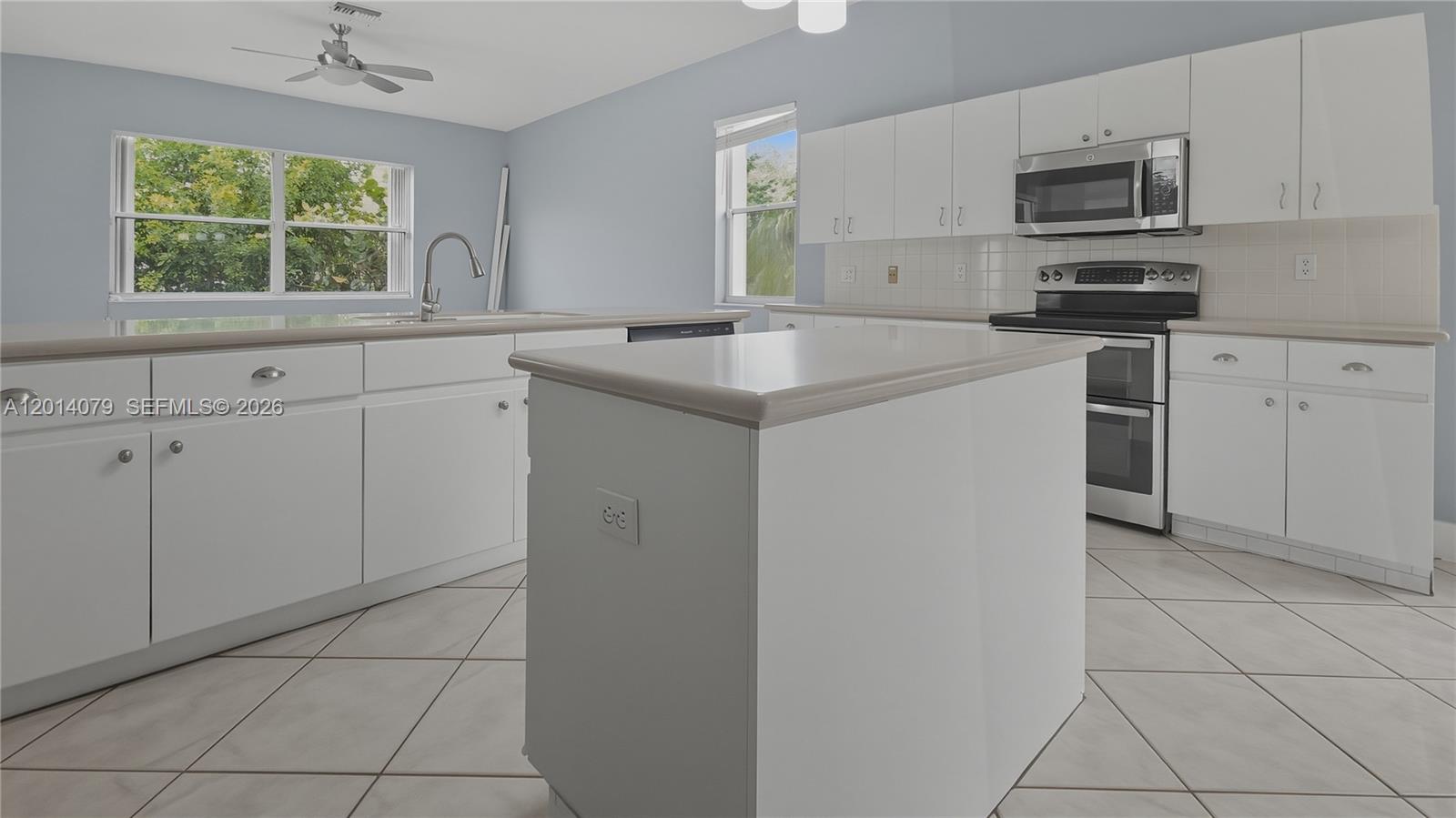 SILVER LAKES AT PEMBROKE - Residential