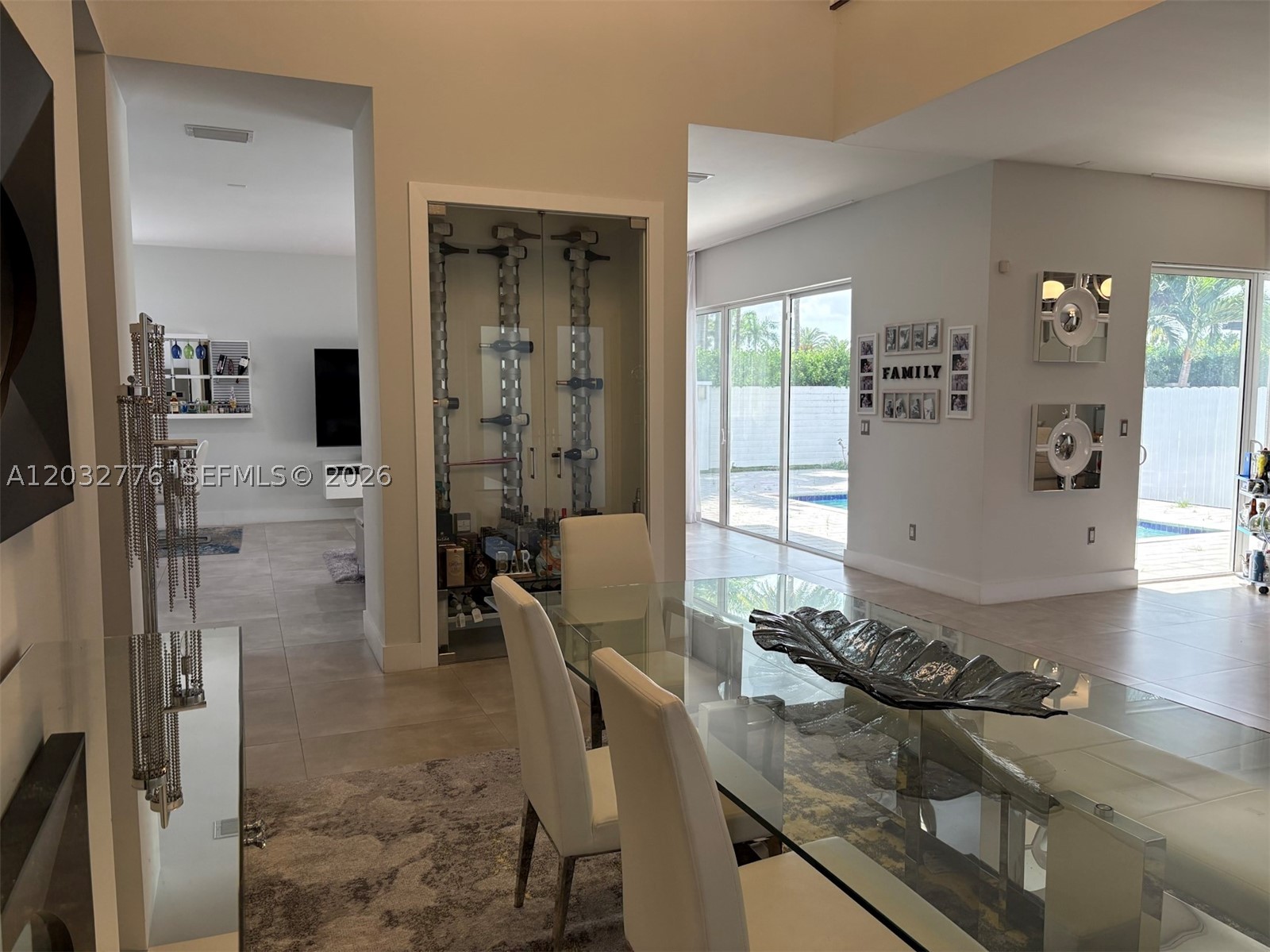 DORAL COMMONS RESIDENTIAL - Residential
