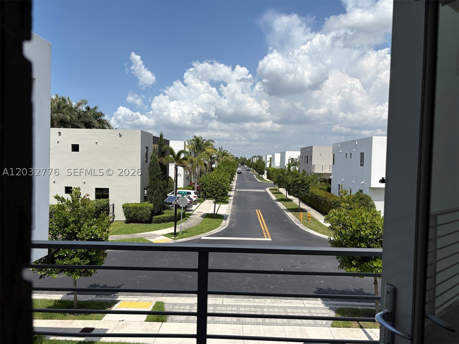 DORAL COMMONS RESIDENTIAL - Residential