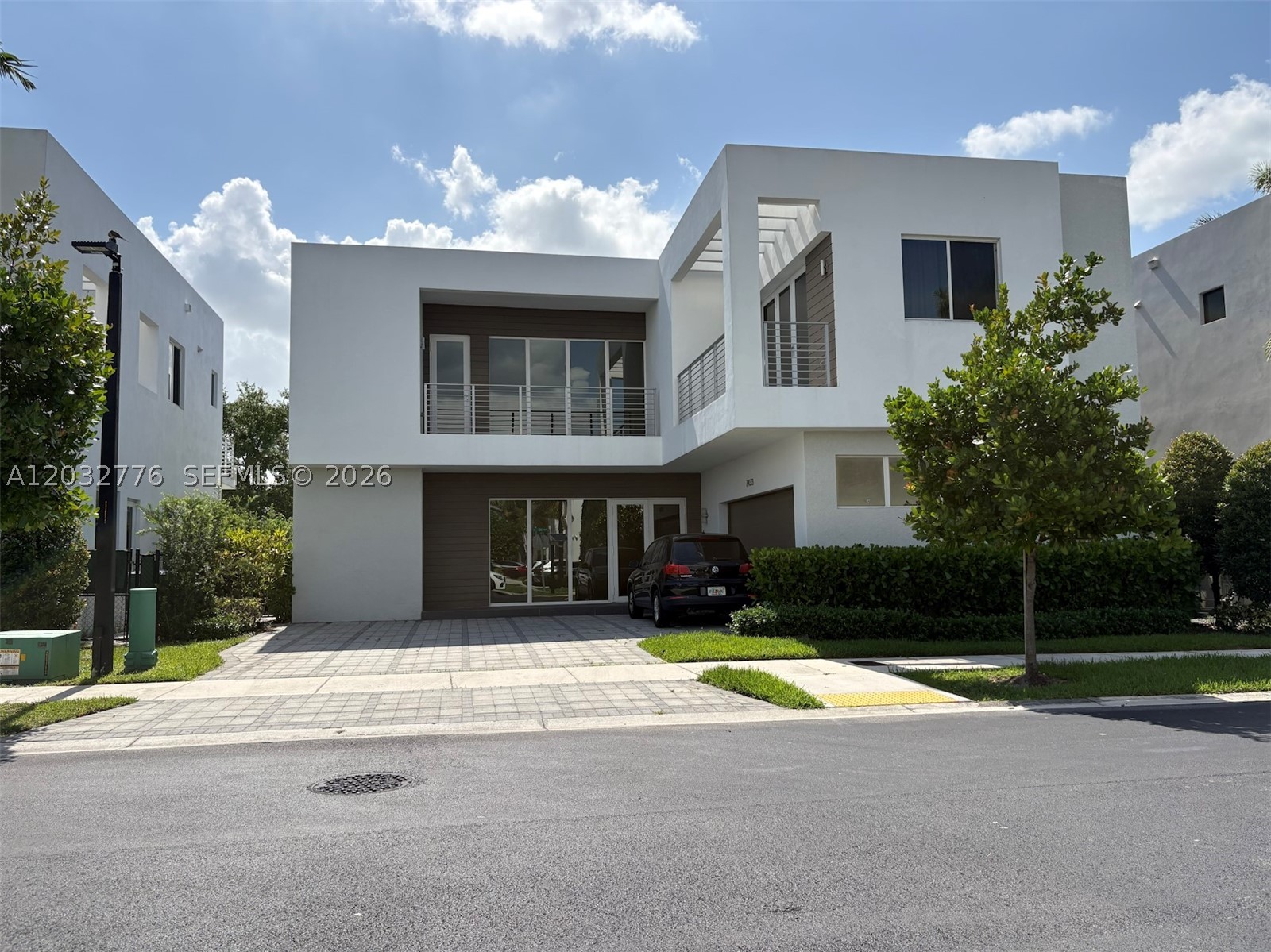 DORAL COMMONS RESIDENTIAL - Residential