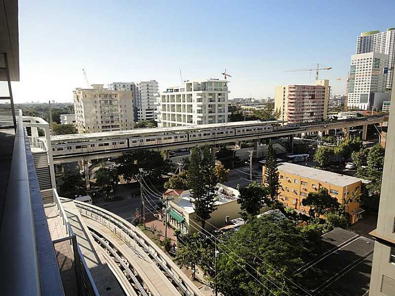 THE AXIS ON BRICKELL II C - Residential Lease