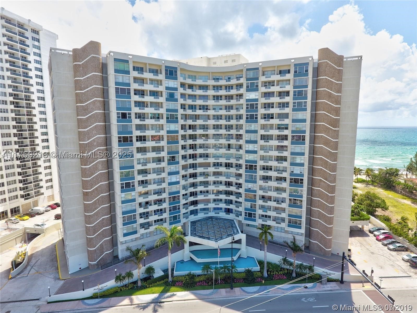 PARKER DORADO CONDO - Residential