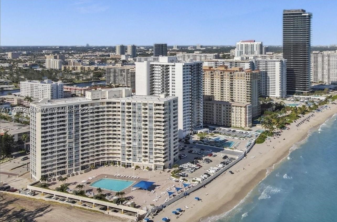 PARKER DORADO CONDO - Residential