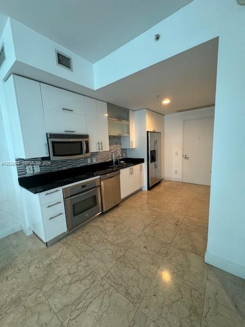 INFINITY AT BRICKELL COND - Residential
