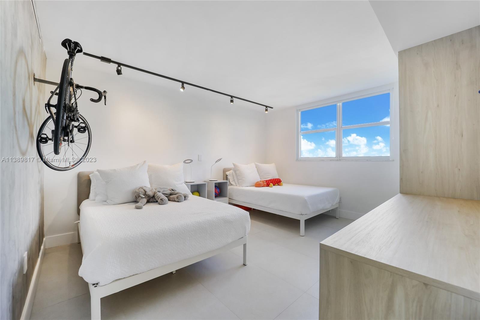 CAPE FLORIDA CLIB CONDO P - Residential Lease