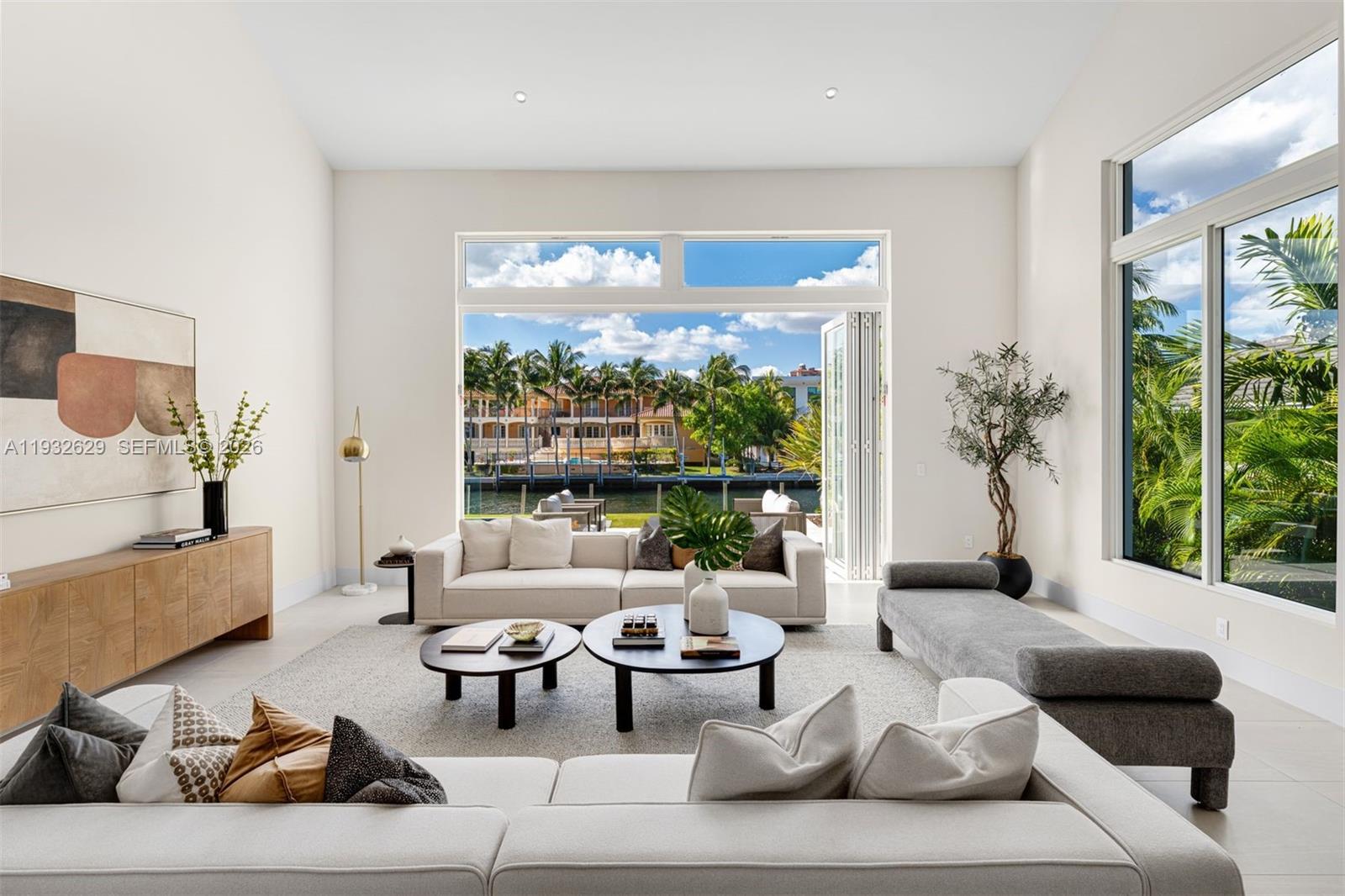 SUNRISE HARBOUR REV PL - Residential