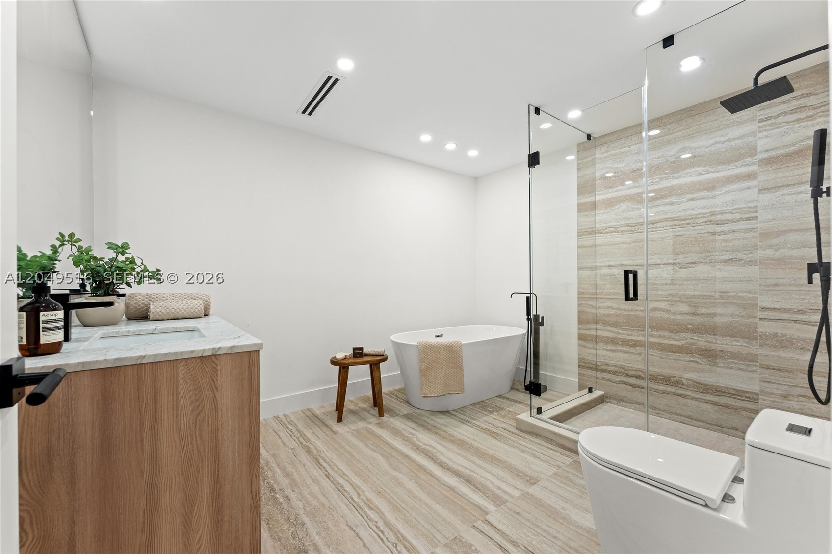 ENCHANTED LAKE SEC 5 - Residential Lease