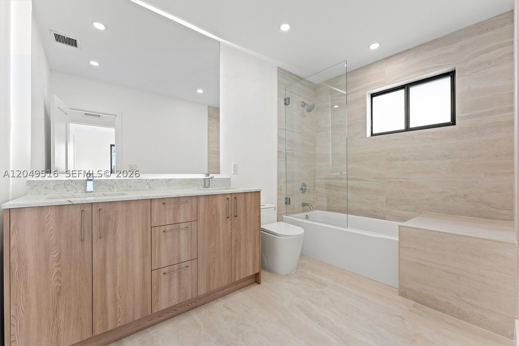 ENCHANTED LAKE SEC 5 - Residential Lease