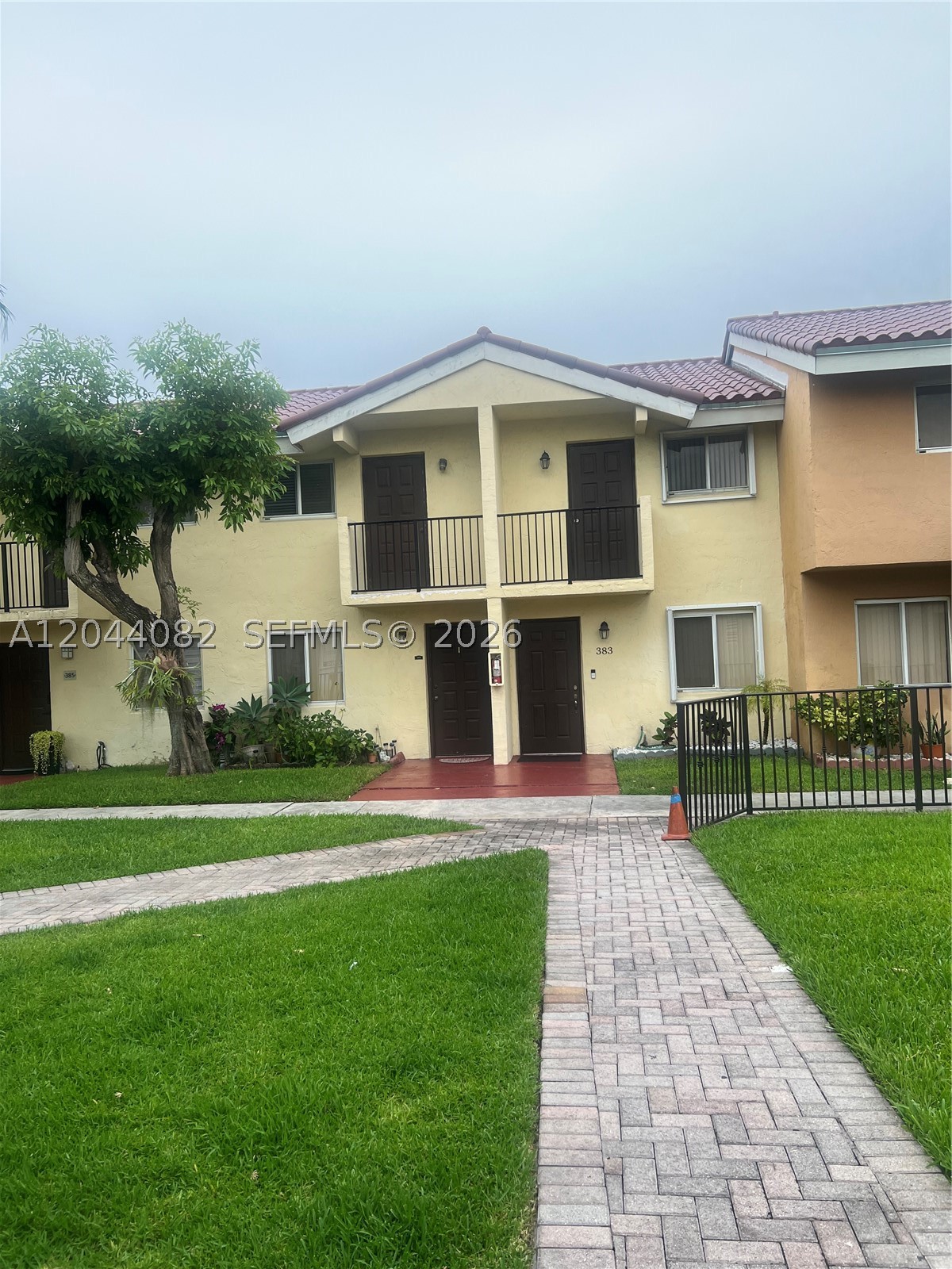 MIRA VILLAS CONDO - Residential