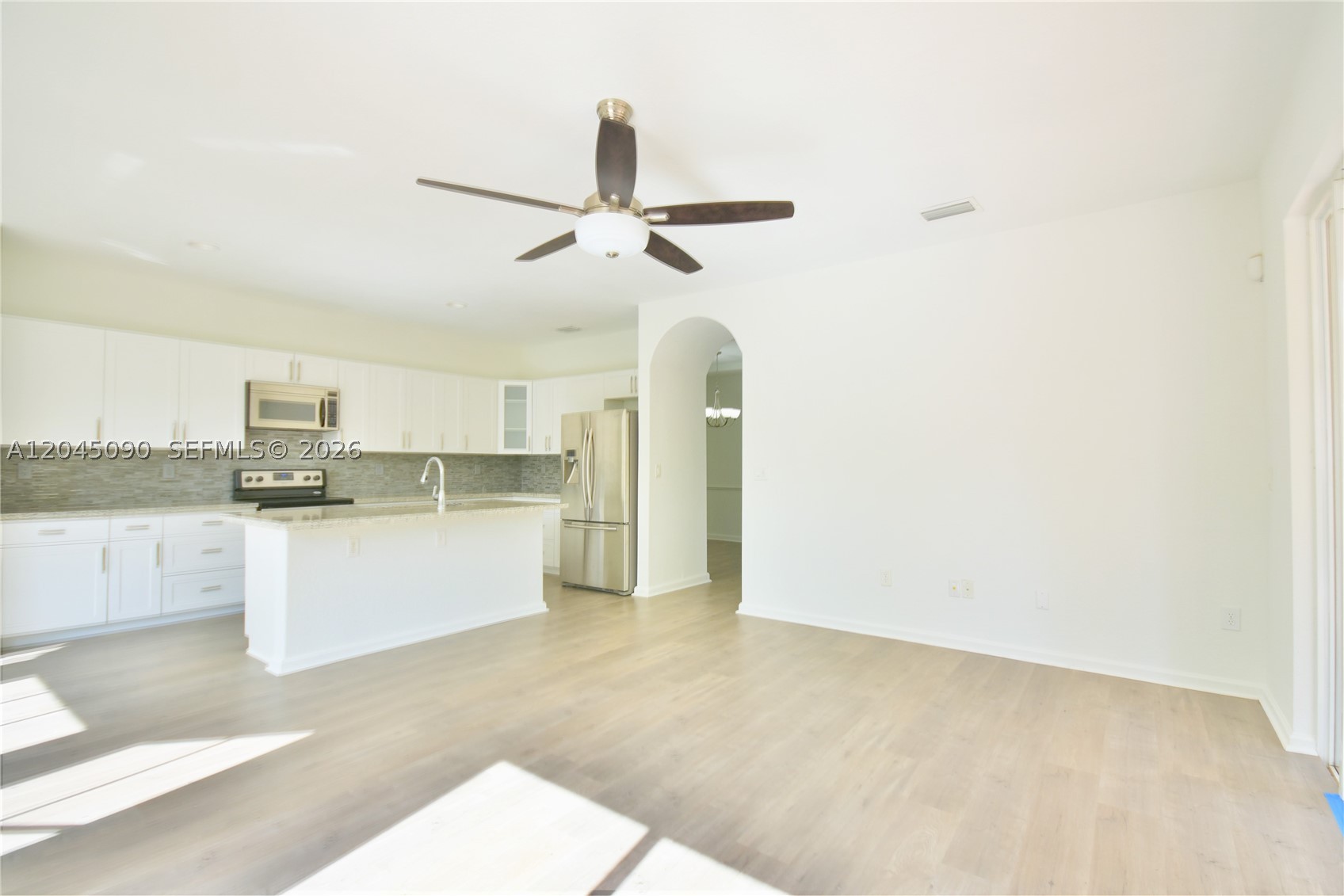 GOLDVUE ESTATES - Residential Lease