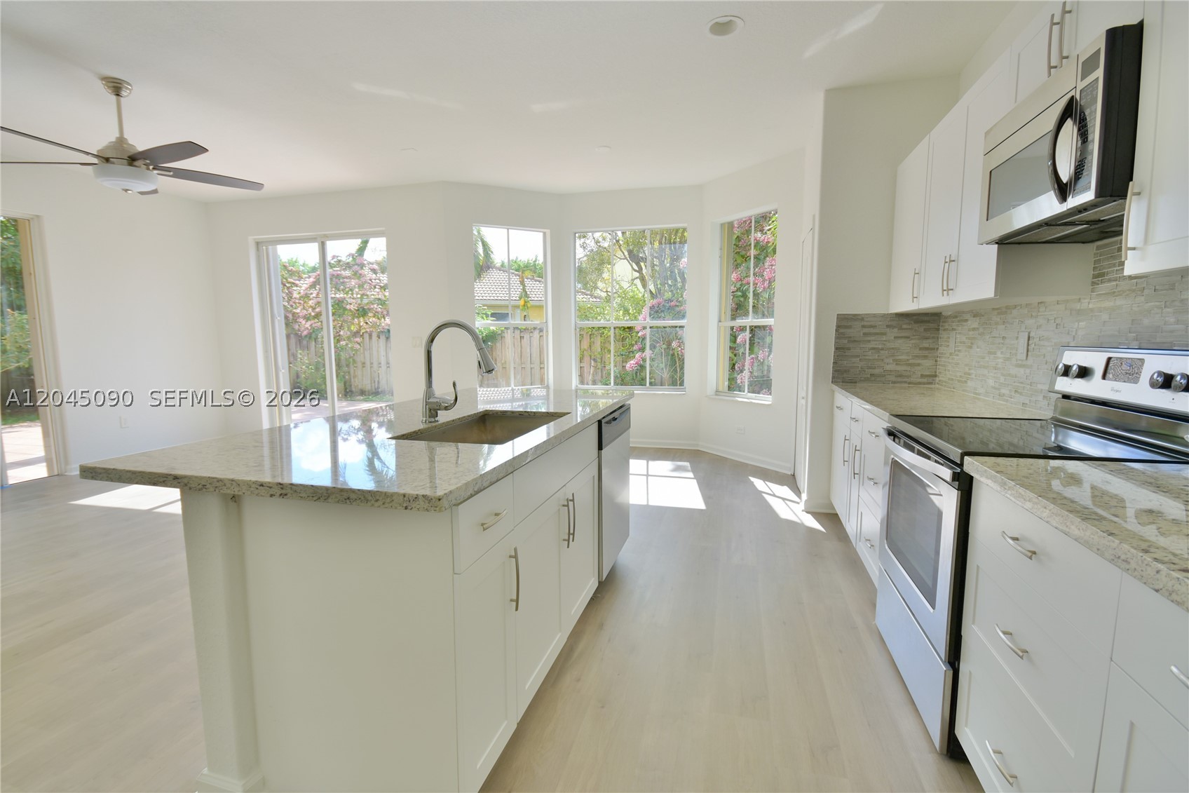 GOLDVUE ESTATES - Residential Lease