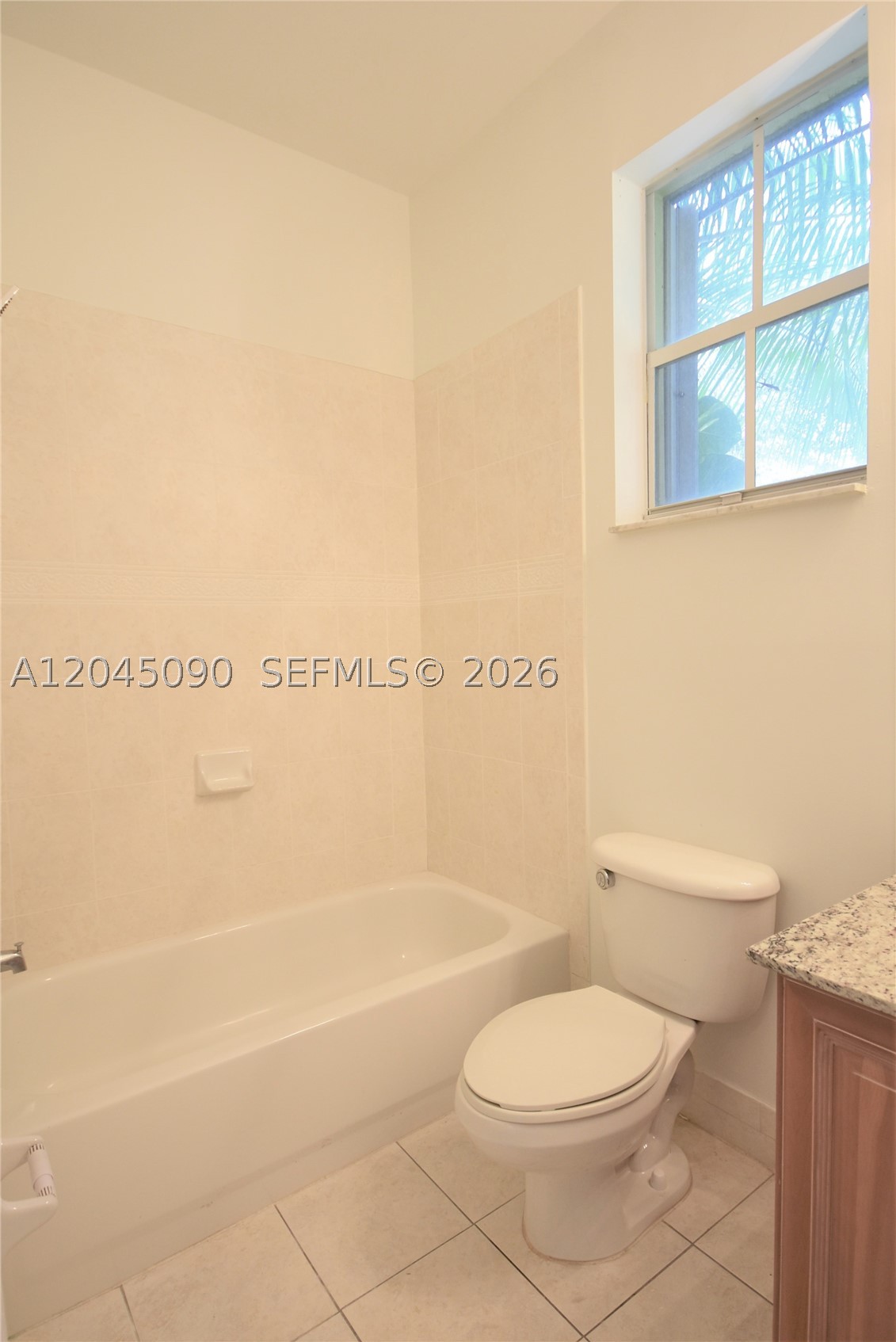 GOLDVUE ESTATES - Residential Lease