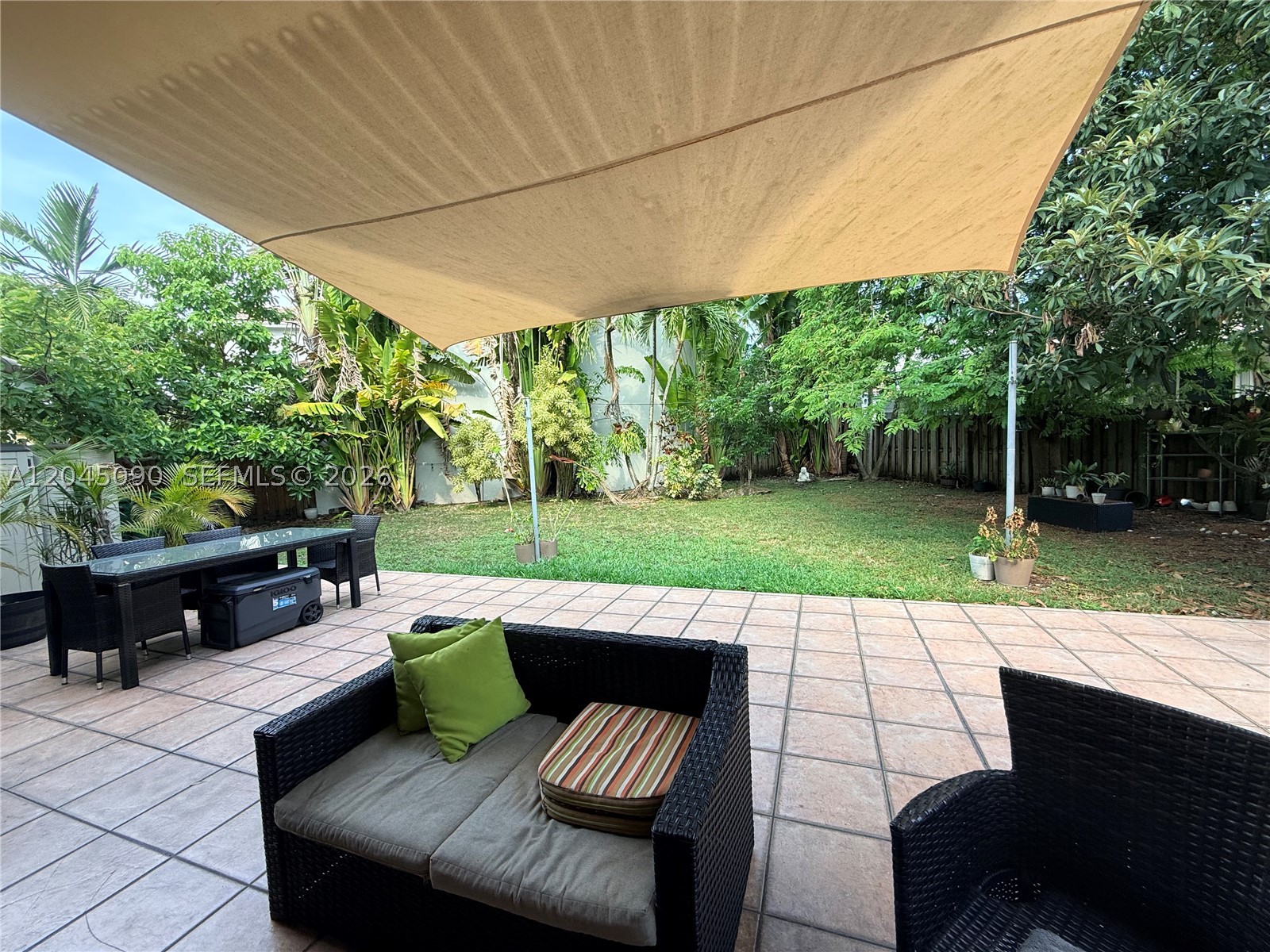 GOLDVUE ESTATES - Residential Lease