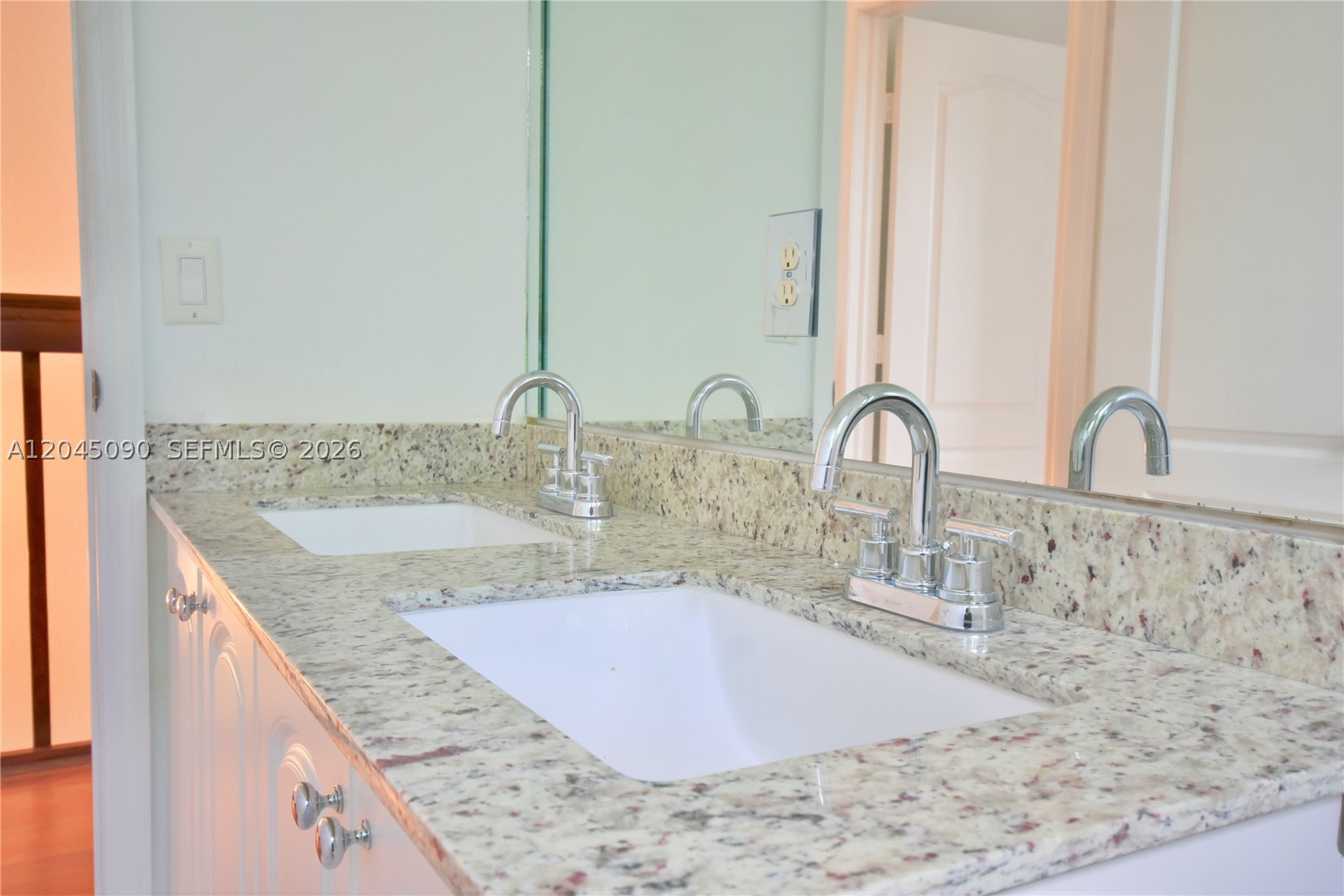 GOLDVUE ESTATES - Residential Lease