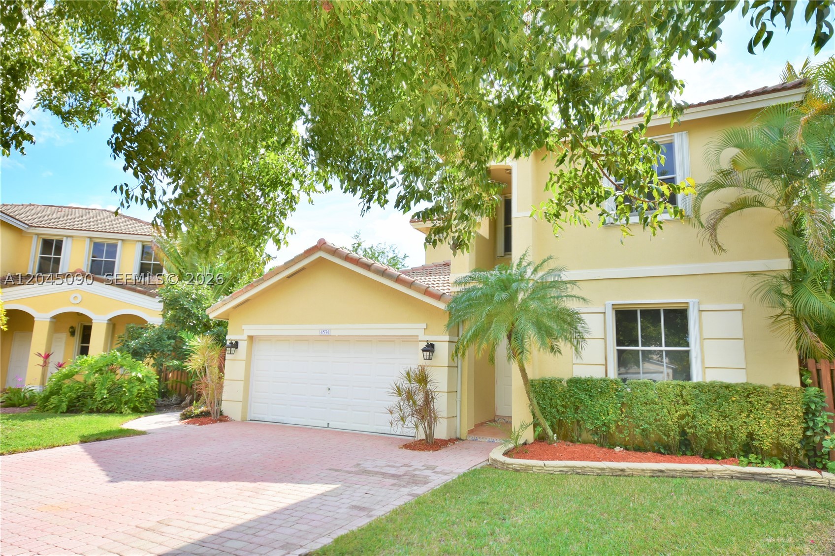 GOLDVUE ESTATES - Residential Lease