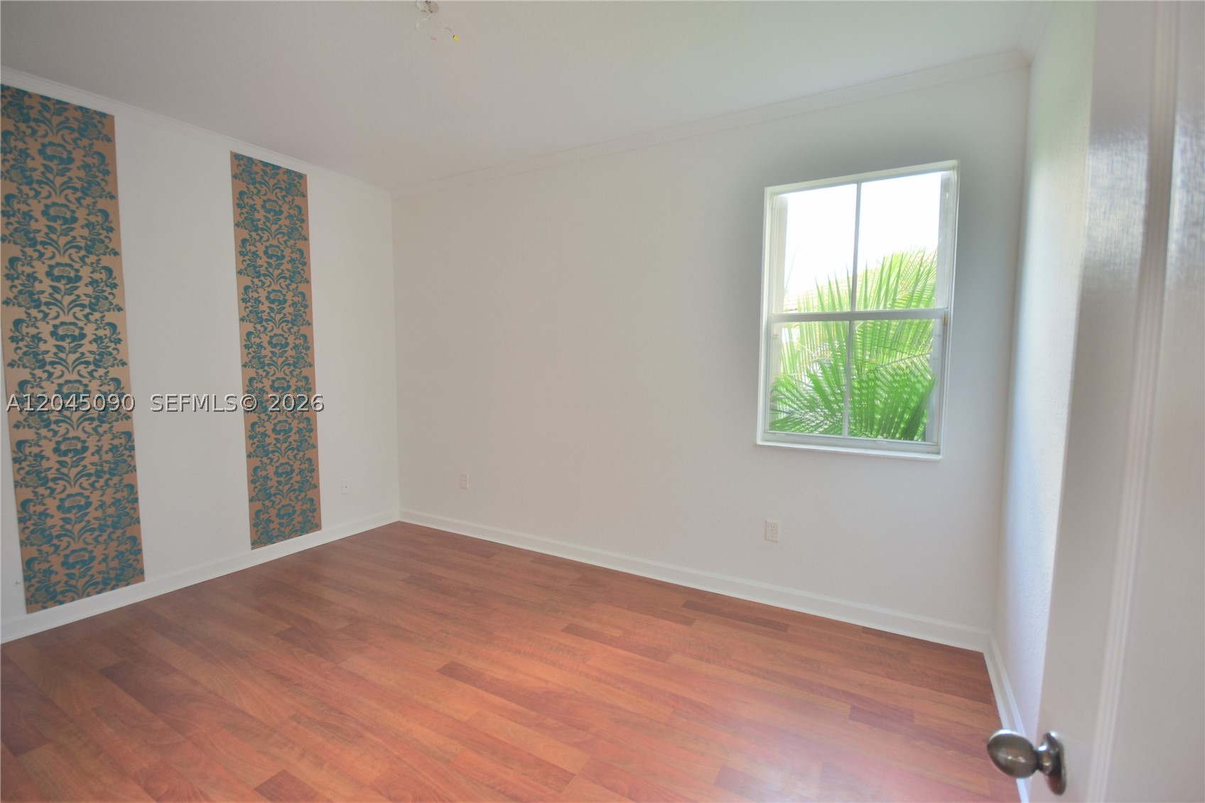 GOLDVUE ESTATES - Residential Lease