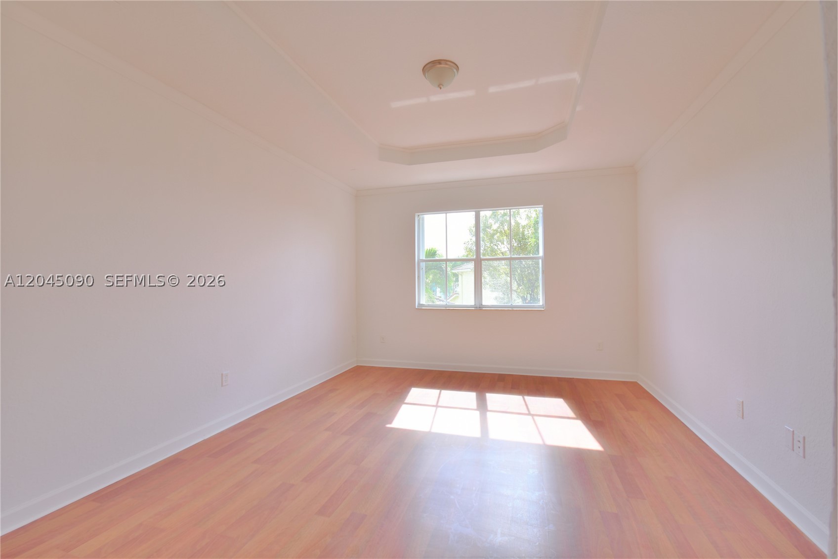GOLDVUE ESTATES - Residential Lease