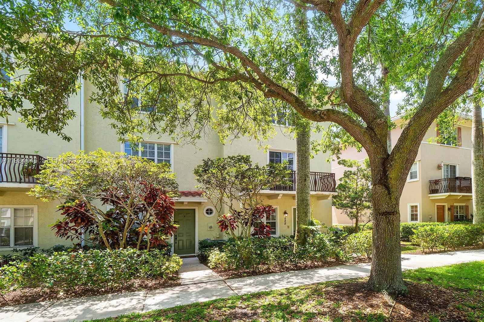 OSCEOLA WOODS - Residential
