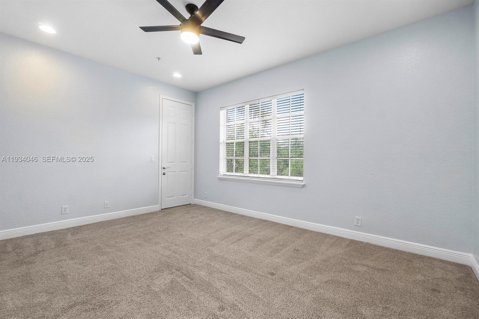 OSCEOLA WOODS - Residential