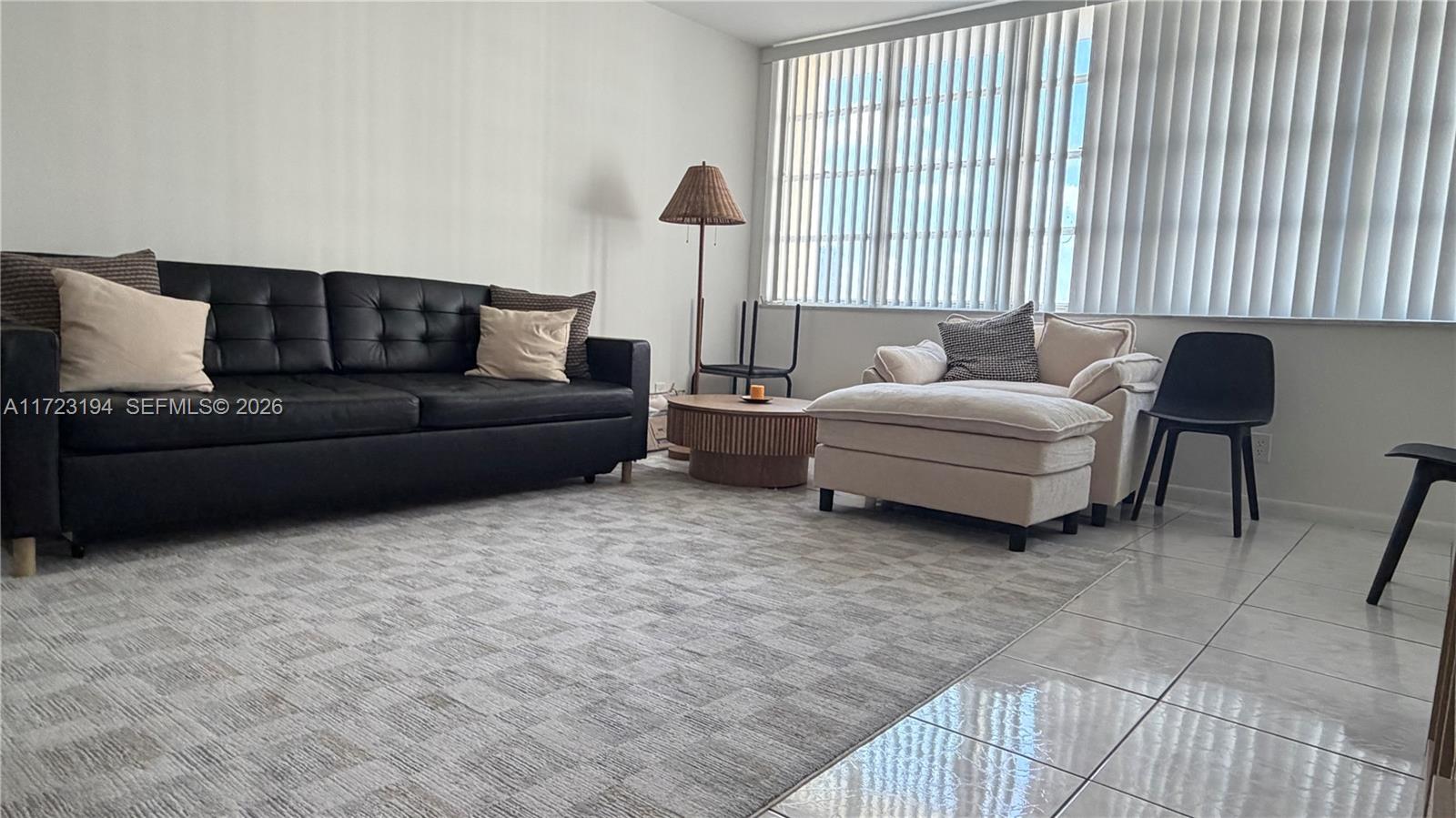 IMPERIAL TOWERS CONDO - Residential