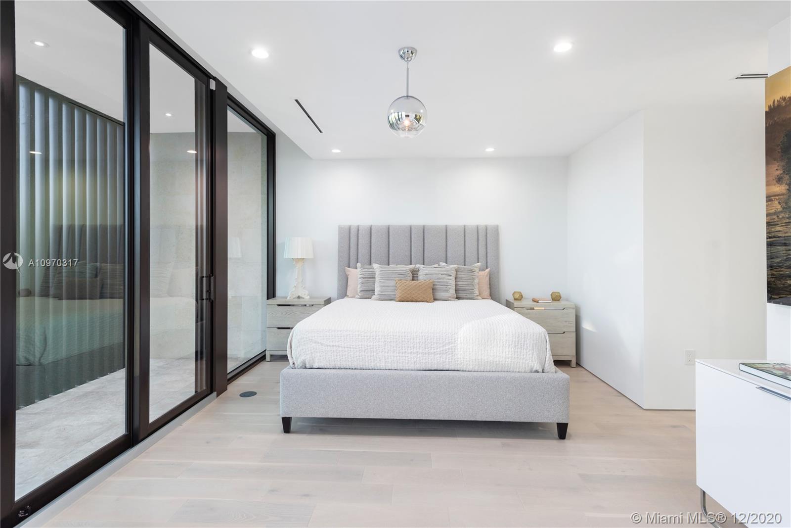 BISCAYNE POINT - Residential