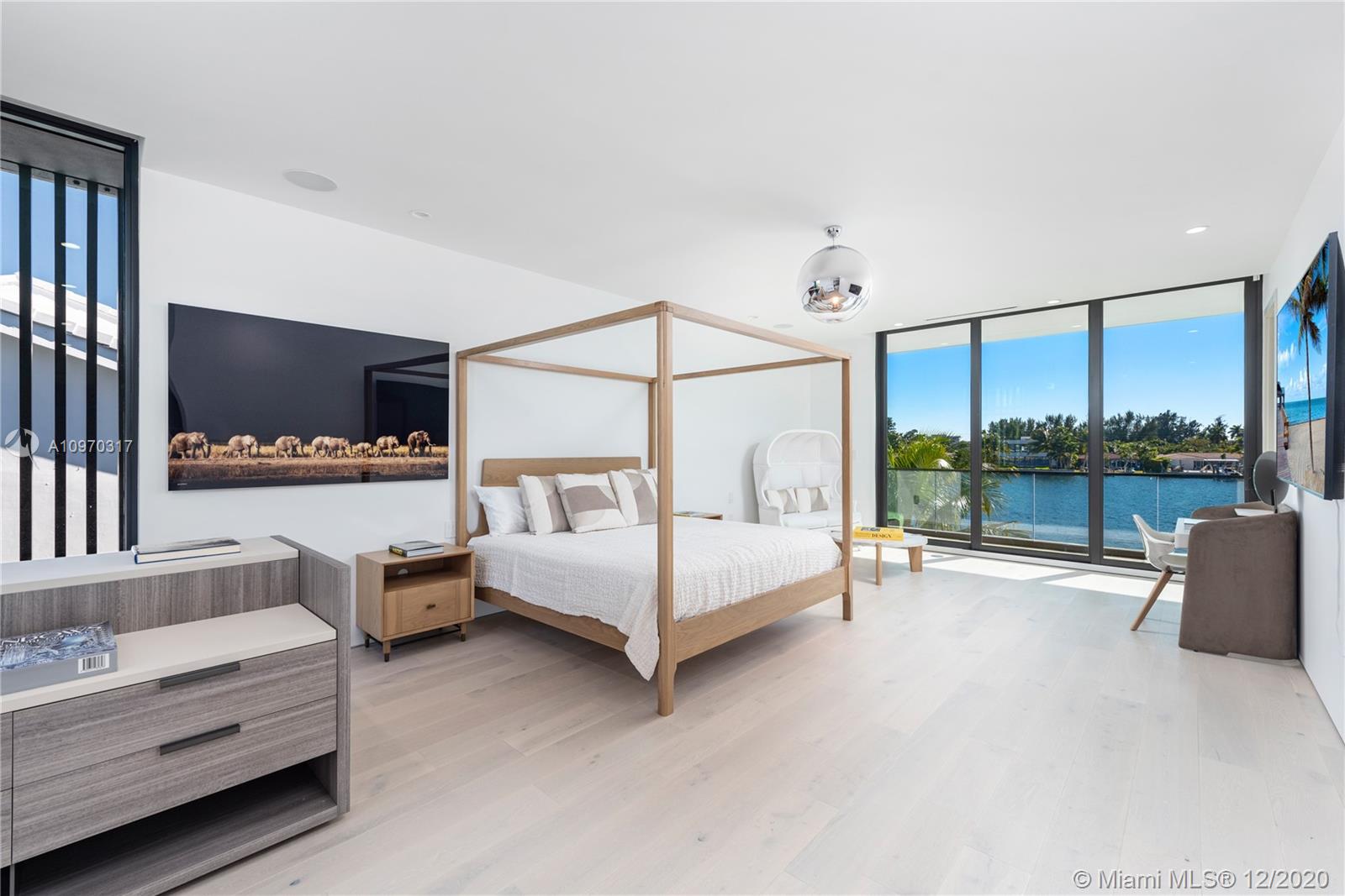 BISCAYNE POINT - Residential