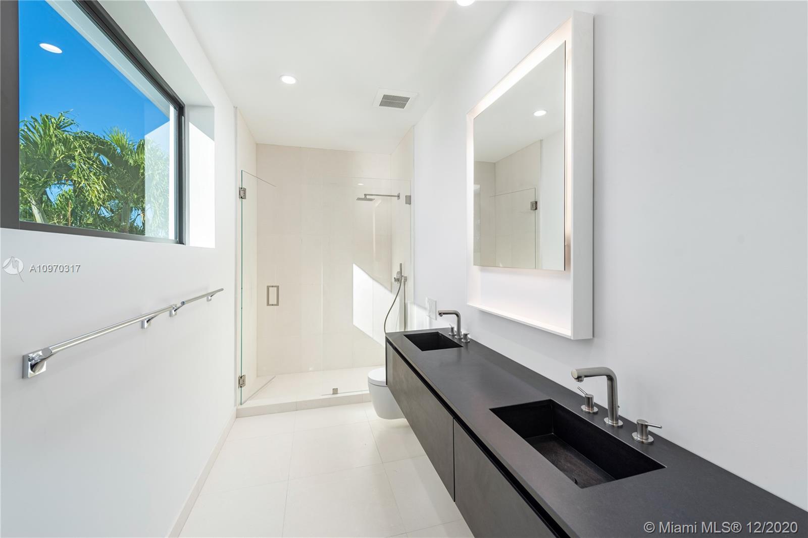 BISCAYNE POINT - Residential