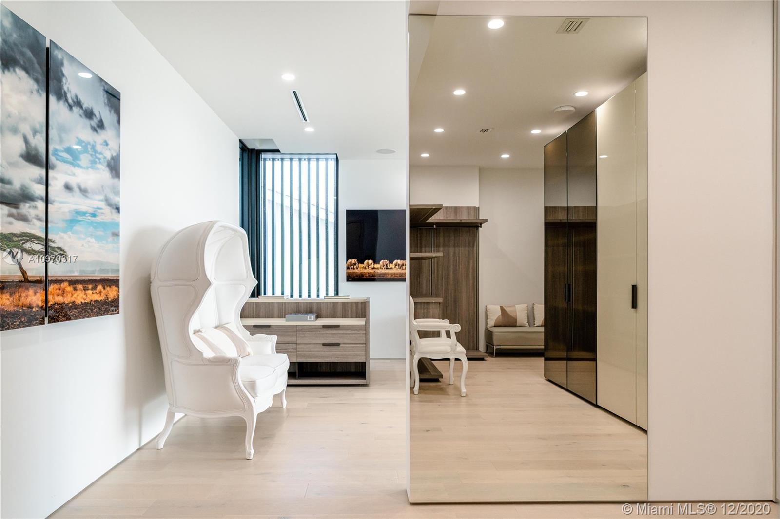 BISCAYNE POINT - Residential
