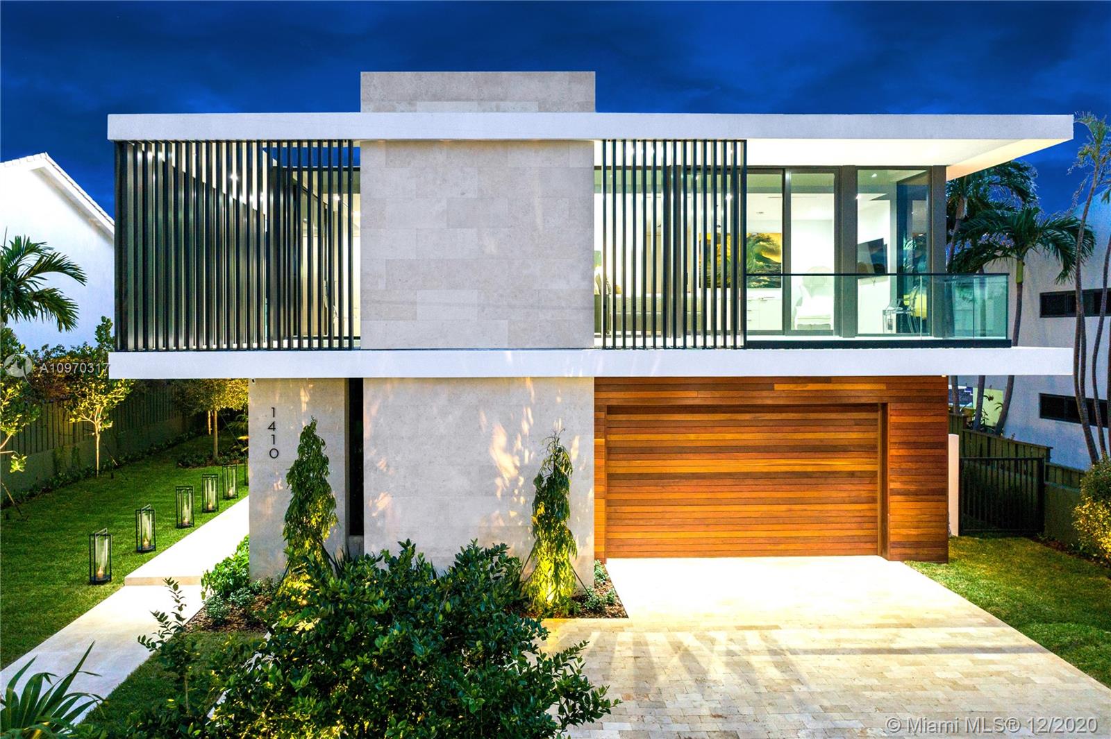 BISCAYNE POINT - Residential