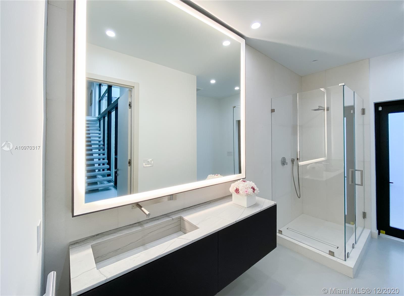 BISCAYNE POINT - Residential