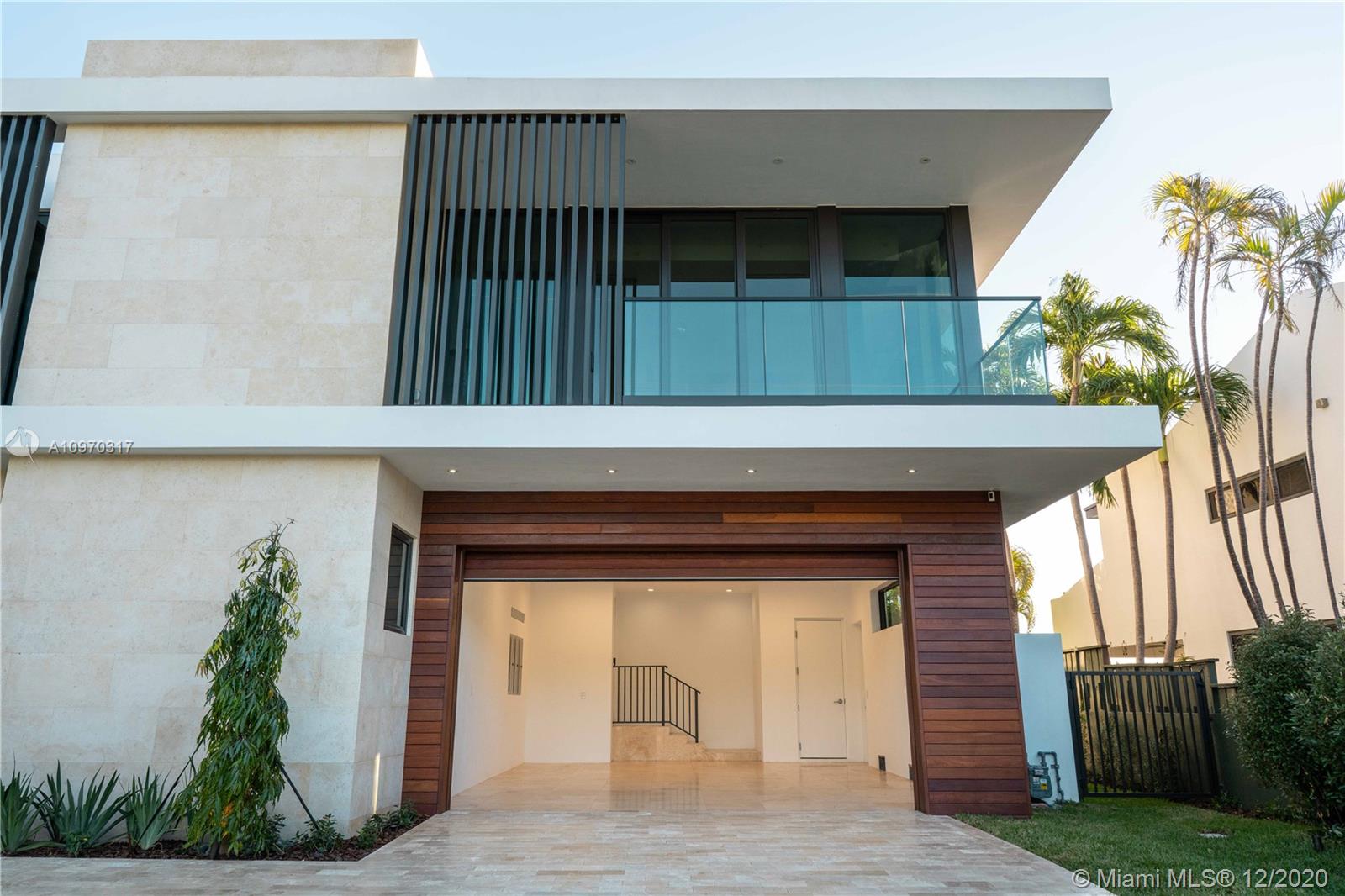 BISCAYNE POINT - Residential