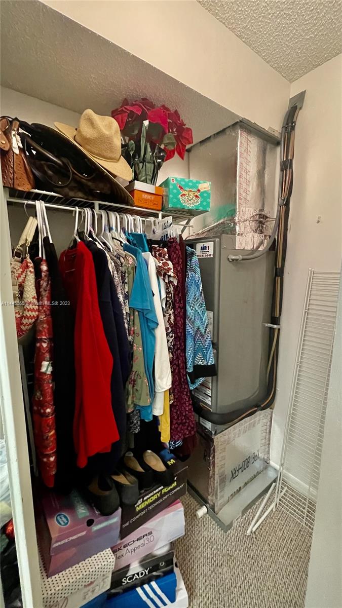 KEYS GATE CONDO NO SIX - Residential