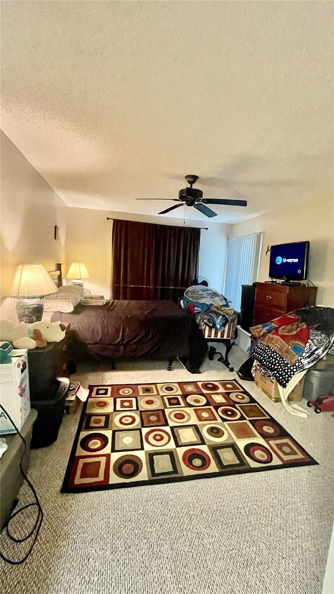 KEYS GATE CONDO NO SIX - Residential