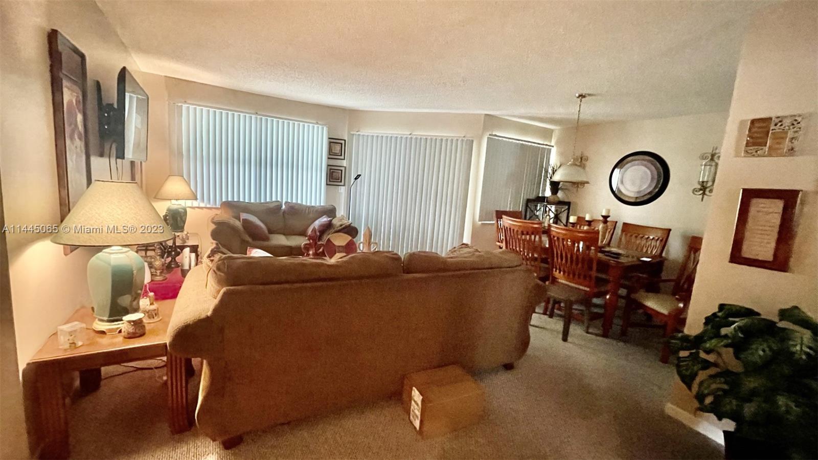 KEYS GATE CONDO NO SIX - Residential