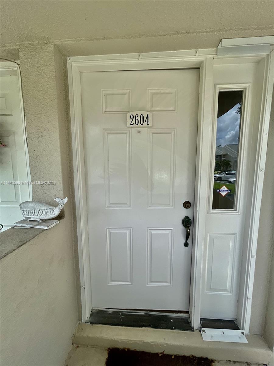 KEYS GATE CONDO NO SIX - Residential