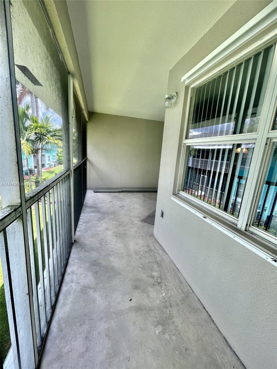 KEYS GATE CONDO NO SIX - Residential