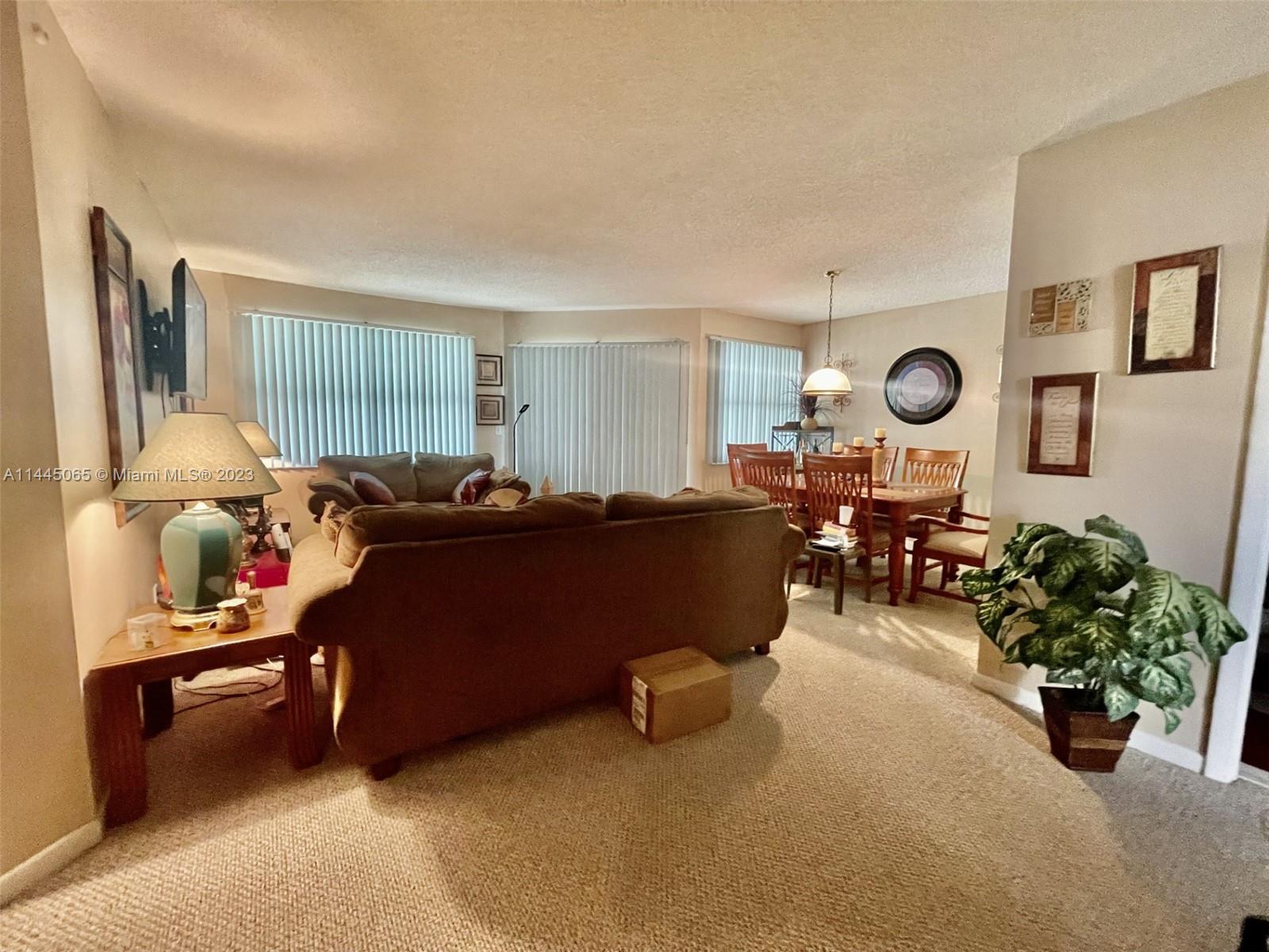 KEYS GATE CONDO NO SIX - Residential