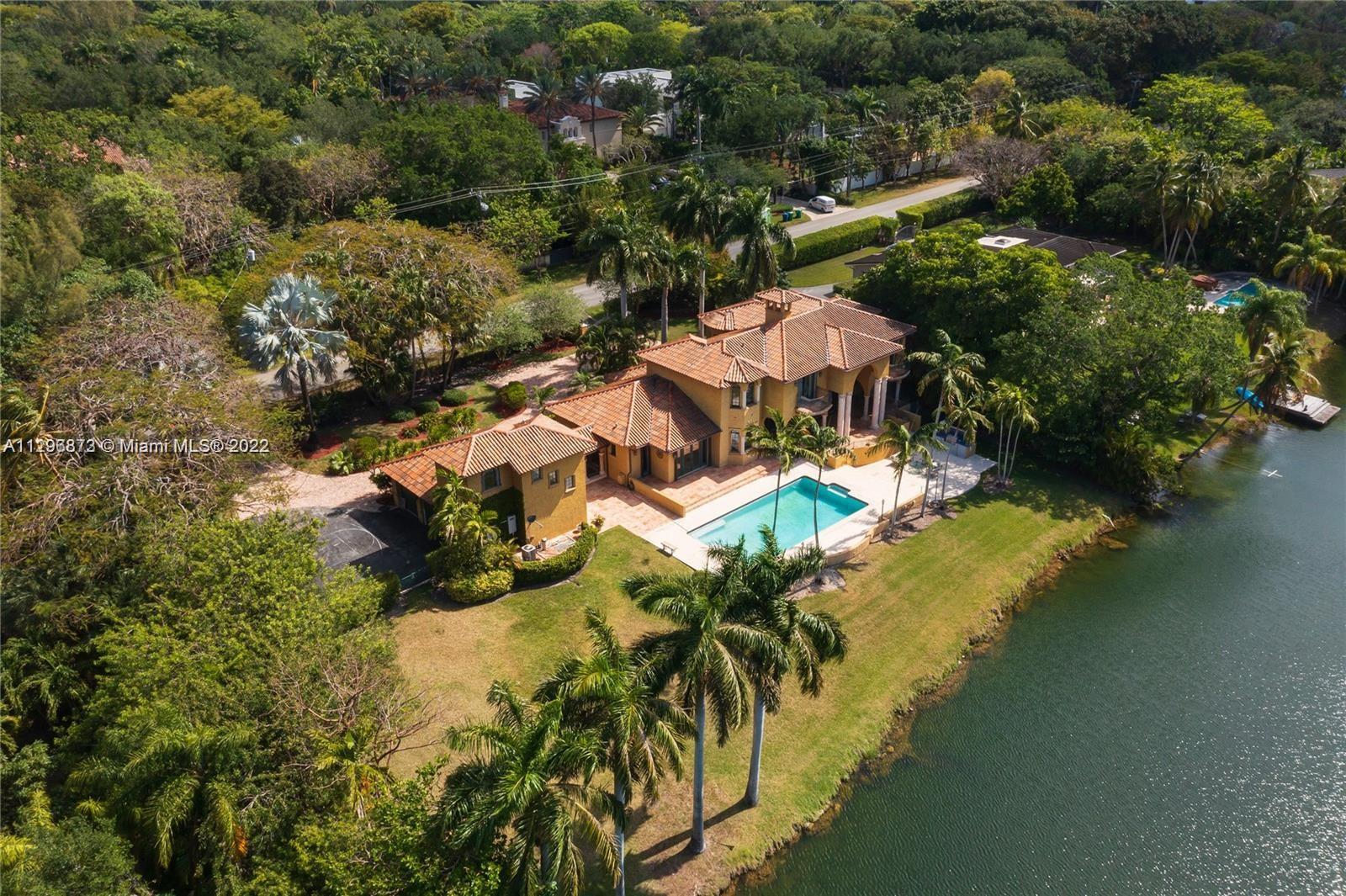 HAMMOCK LAKE PARK - Residential