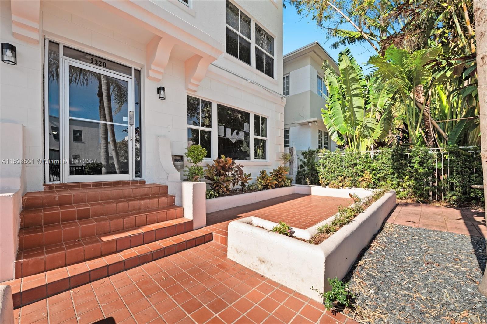 WINDSOR PLAZA CONDO - Residential Lease