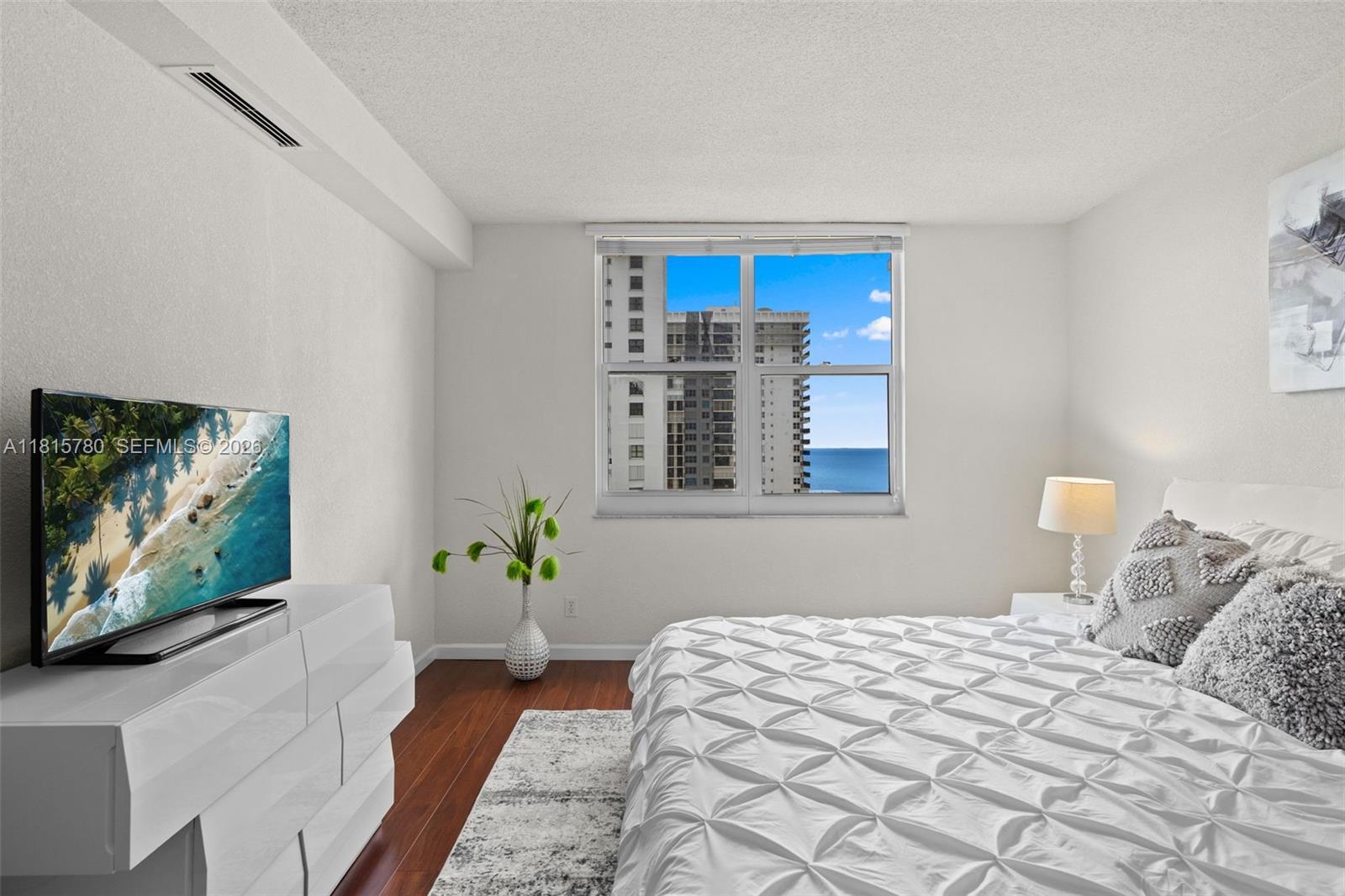 WAVE CONDOMINIMUM - Residential