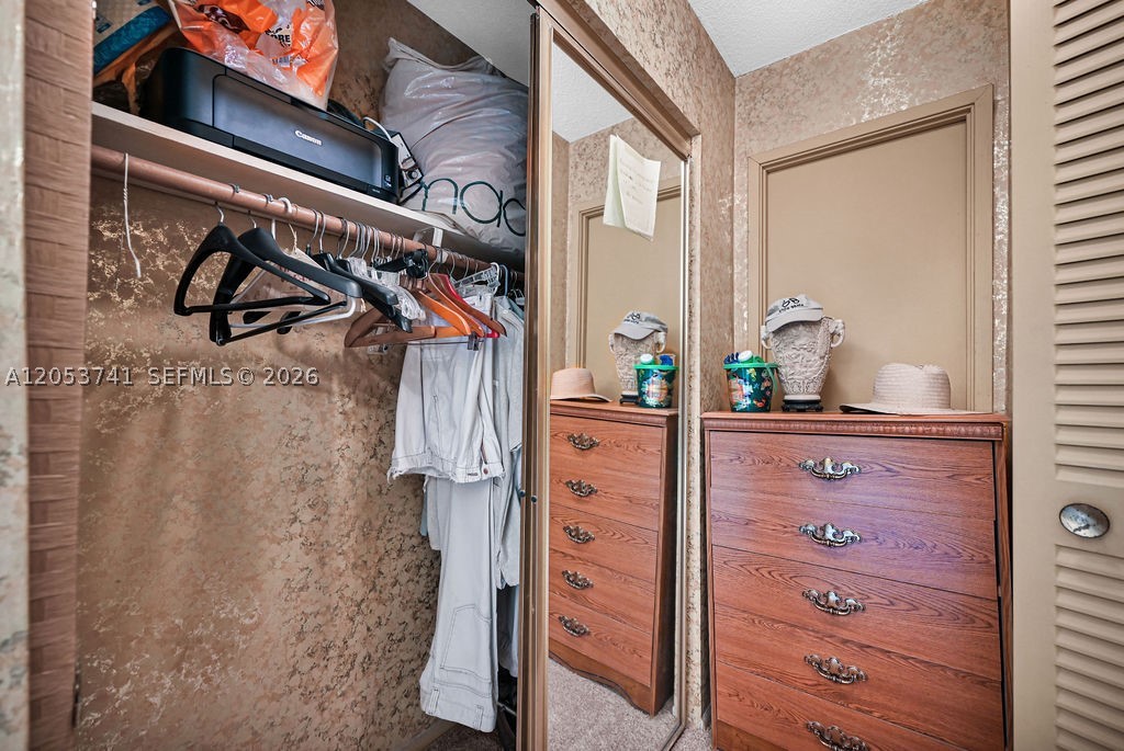 BURLEIGH HOUSE CONDO - Residential
