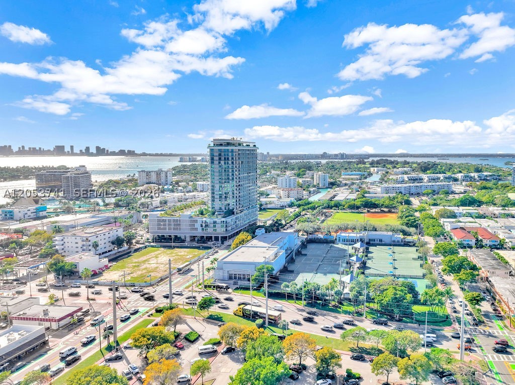 BURLEIGH HOUSE CONDO - Residential