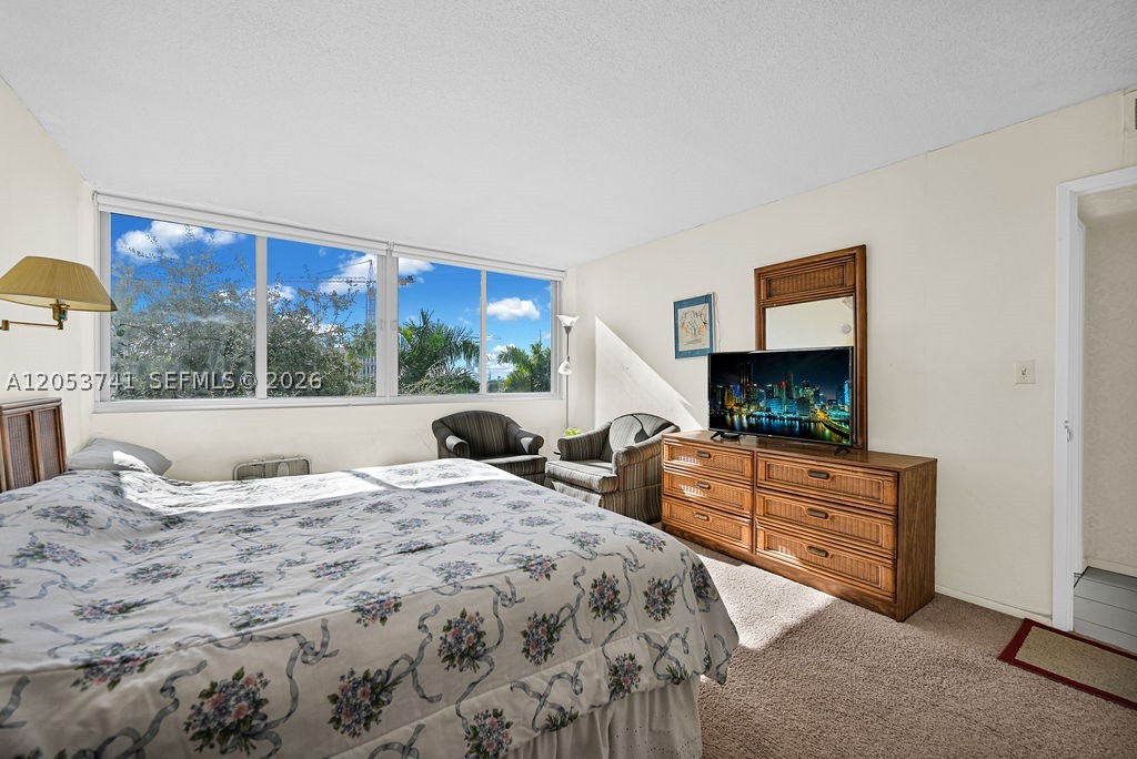 BURLEIGH HOUSE CONDO - Residential